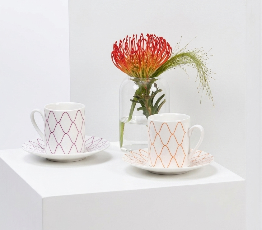 Lined Porcelain Tea Cup Set – 4 Pieces