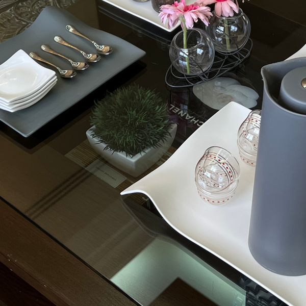 Curved Porcelain Tray